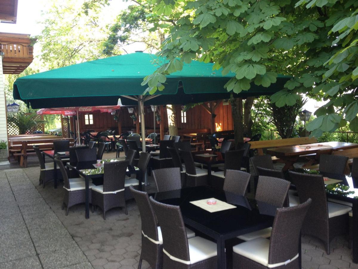 Hotel Gasthof-Strasser Tumeltsham Exterior foto